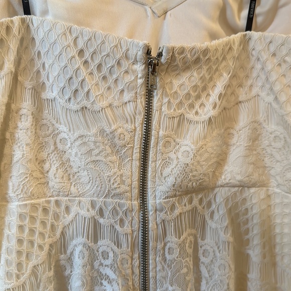 Forever 21 Mini White Strapless Lace Dress Women’s - Picture 3 of 6